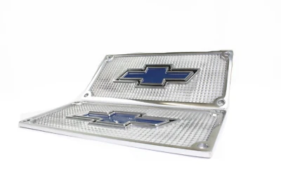 1947 1948 1949 1950 1951 1952 1953 CHEVY TRUCK STEP PLATES W/BOWTIE #C-16400-AS - Image 1 of 3