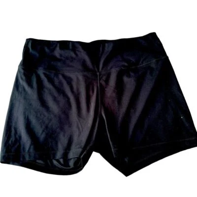 3X Pantalones cortos de motociclista Yogalogic negros en excelente estado. Usado 1x por mí! Foto 1 de 4