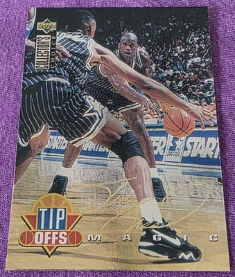 Shaquille O'Neal 1994-95 Collector's Choice #184 Gold Signature Foil Tip Offs - Image 1 of 2