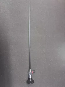 Karl Storz 27005 B, 4mm 30 Degree Laparoscope, Hopkins II - Picture 1 of 3