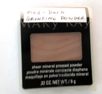 Mary Kay ~Bronzing Powder ~  Medium to dark ~ New but in wrong box - Image 1 of 2