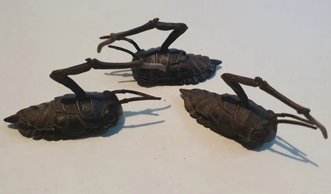 3 Draks (Farscape) Space cockroaches alien bugs (Toy Vault) 2000 EU Seller Cover