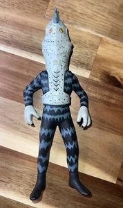 Ultra Seven ALIEN QURASO Jiro Kuwata 7.5” Collection Action Figure Mermit 2000 - Picture 1 of 20