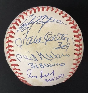 300 Win Club Signed Baseball WDW Tom Seaver G Maddux R Clemens Auto +9 Sigs JSA - Picture 1 of 10