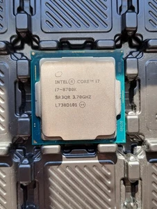 CPU Intel Core i7-8700K 4.70GHz Turbo SR3QR CPU 14 nm for LGA 1151 socket - Photo 1/2