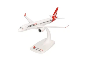 New! Herpa 614337 QantasLink Airbus A220-300, reg. VH-X4B - 1:200 scale model - Picture 1 of 4