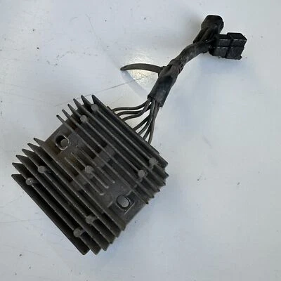 Suzuki Volusia Intruder VL800 2004 Regulador de voltaje rectificador reg Foto 1 de 4