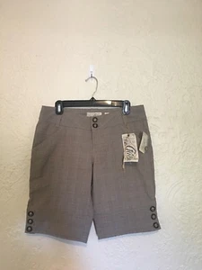 Guess Light Brown Plaid Cropped Shorts Size 29 - Picture 1 of 1