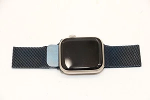 Apple Watch Series 9 GPS + Cellular Aluminum 45mm - Starlight - Zdjęcie 1 z 10