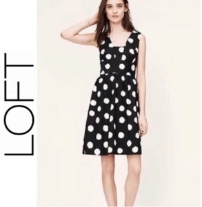 Ann Taylor Loft schwarz elfenbein gepunktetes Kleid Gr. 8 Cocktail ärmellos Officecore - Bild 1 von 8