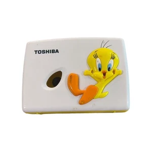 REPRODUCTOR DE CASSETTE PERSONAL TOSHIBA "TWEETY" MODELO LT 300 TWE (AMARILLO) - Imagen 1 de 5