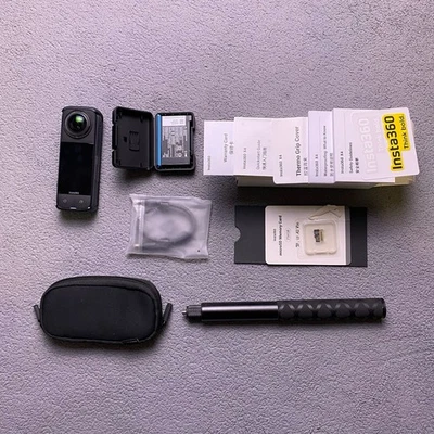 Insta360 Action Cam X4 8K 360 Adventure Bundle - Image 1 of 4