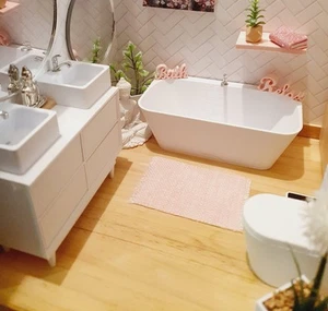 Dolls House Modern Full Bathroom Set, Bath, Vanity with double sinks, Toilet, - Picture 1 of 8
