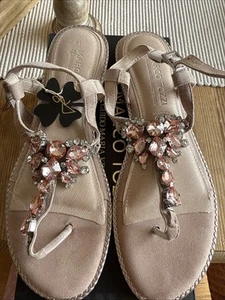 Zehentrenner / Sandalen Strass Guido Maria Kretschmer Marco Tozzi Größe 41 NEU - Bild 1 von 2