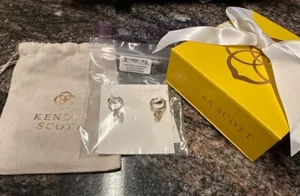 Kendra Scott Ari Heart Gold Huggie Earrings Rose Quartz Gold Plated NIB hinged - Picture 1 of 10