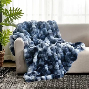 Artificial wool carpet for sofa,plush soft shaggy thickbubble blanket forbedroom - Picture 1 of 10