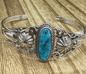 NAVAJO Bracelet Sterling Silver Kingman Turquoise SHERYL MARTINEZ Signed - Picture 1 of 11