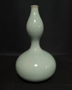 Jarrón chino antiguo de porcelana esmaltada verde Celadon en forma de calabaza - Imagen 1 de 9