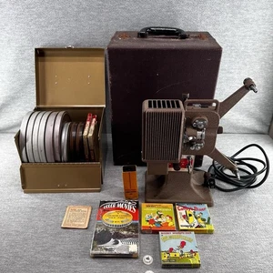 KODAK KODASCOPE EIGHT-71A - Vintage Film Projector & Super 8 MM Metal Film Reels - Picture 1 of 17