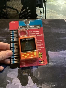 Car Racing Keychain Game New - Picture 1 of 4