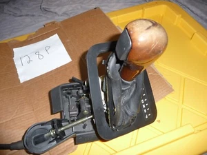 1997-1998 BMW 740IL AUTOMATIC GEAR SHIFTER ASSEMBLY (1422559) fits bmw 740 - Picture 1 of 3