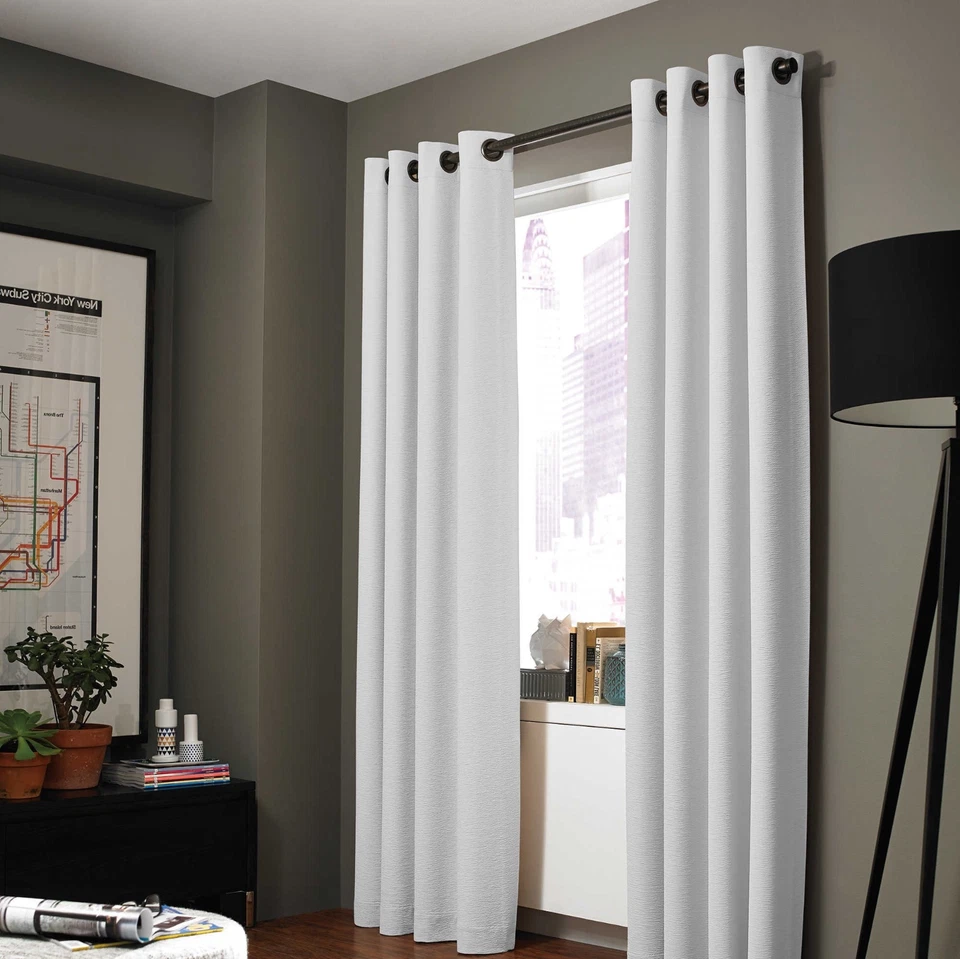 2 paneles de cortina de ventana oscurecidos con bloqueo de luz solar de seda sintética aislados NOA Foto 1 de 1