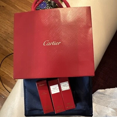 BOLSA REGALO CARTIER 3X BOTELLAS NUEVA MUESTRA 2ML PERFUME PUR MAGNOLIA LA PANTHERE Foto 1 de 4