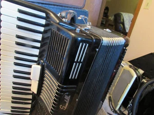 Accordion Scandalli, 120 bass,17" KB,.2/4 reeds,LM,good condition - Picture 1 of 13