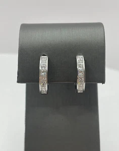 18k White Gold Diamond Earrings Princess Cut Diamonds - Picture 1 of 6