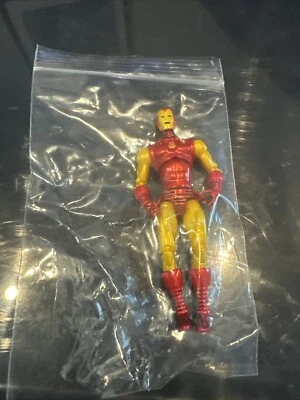 Hasbro Marvel Universe: Secret Wars Comic Pack 2009 - Figura Iron Man 3,75" Foto 1 de 4