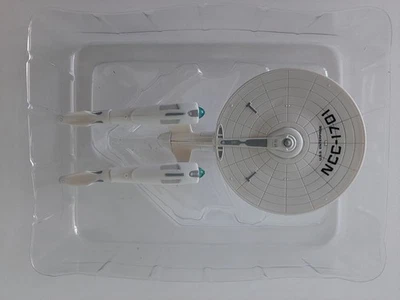 Star Trek Movie U.S.S. Enterprise NCC-1701 Hot Wheels Mattel 2008 2009 die-cast - Image 1 of 4
