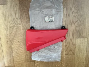 Yamaha XT 550 Seitenverkleidung links Rot NOS - Bild 1 von 4