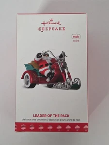 2017 Hallmark Andenken Ornament Leader of the Pack Santa Motorrad Magic Sound - Bild 1 von 2