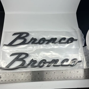 Insignia de guardabarros de puerta delantera izquierda y derecha BRONCO FOR For-d negro mate 2 piezas - Imagen 1 de 4