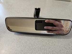 Genuine KIA EV6 Auto Dimming Rear View Mirror 85110-L1100P2 - NON HOMELINK - Picture 1 of 3