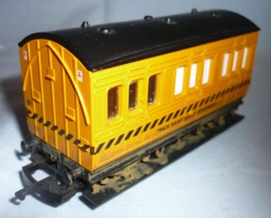 HORNBY OO GAUGE BR AUTOCAR DE CUATRO RUEDAS DEPARTAMENTO DE MANTENIMIENTO DE 12 VÍAS R296 - Imagen 1 de 3