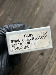 1998 BMW 328i RMIV Relay Module 61.35-8 353 099 - Picture 1 of 4