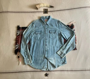 Levi's Sawtooth Shirt L Western Denim Bleach Mottled Fade Effect LNWOT Mint 2014 - Picture 1 of 19
