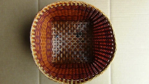VTG  Square Based Rounded Top Woven 2-Toned Brown Bread /Muffin Basket FREE SHIP Cover