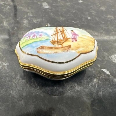 Delprado Vintage Pill Trinket Box - No 35 - Image 1 of 4