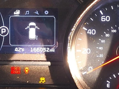 2017 Sedona OE Speedometer Gauge Cluster 166K Miles Kia - Image 1 of 4