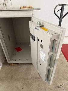 BODE Panzerschrank-Tresor 540 Kg 4 Augen Prinzip - Bild 1 von 4