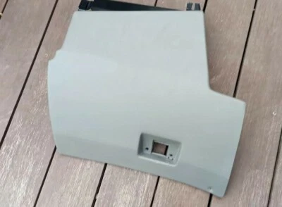 BMW E34 5-Series Parchment Tan Beige Glove Box w Latch 525i 1991-1994 OEM - Image 1 of 4