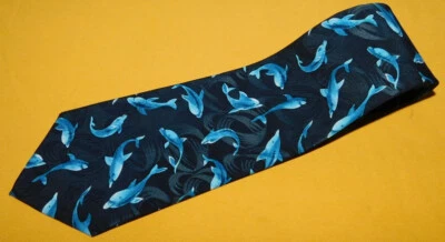 DISEÑOS DE A. ROGERS CORBATA POLIÉSTER MOTIVO DELFINES NEGRO/AZUL - CORBATAS DE DISEÑADOR. Foto 1 de 3