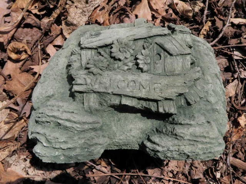 Cement 10"  WELCOME Stone Sign Rock Garden Art Statue Green Patina Concrete   A Cover