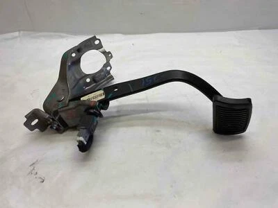 Conjunto de pedal de freno de parada delantera Hyundai Sonata 2014 transmisión automática Sedán G Foto 1 de 4