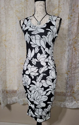 A Pea in the Pod Maternity Size XS Midi Ruched Dress Floral Black White Rayon - Image 1 of 4