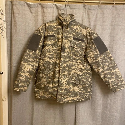 Rothco Ultraforce 军队野战夹克外套男式 XL 带绗缝衬里和连帽 — 第 1/4 张图片