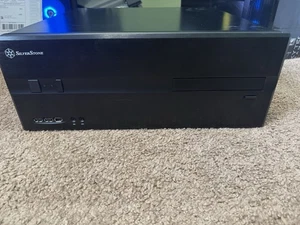 Silverstone HTPC PC Case, Motherboard Power Supply RAM BD-RW Blu-ray intel CPU - Picture 1 of 7