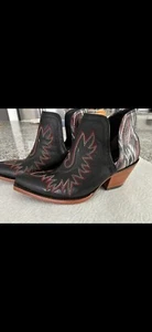 Arait Black Womens Short Boots Size 9.5 - Picture 1 of 5